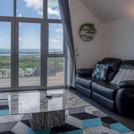 Nautilus - 2 Bedroom Apartment - Pendine Exterior photo